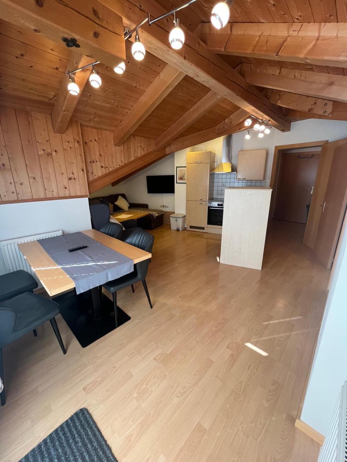 Nebenhaus - Haus Heigl Leilighet Sankt Johann im Pongau Eksteriør bilde